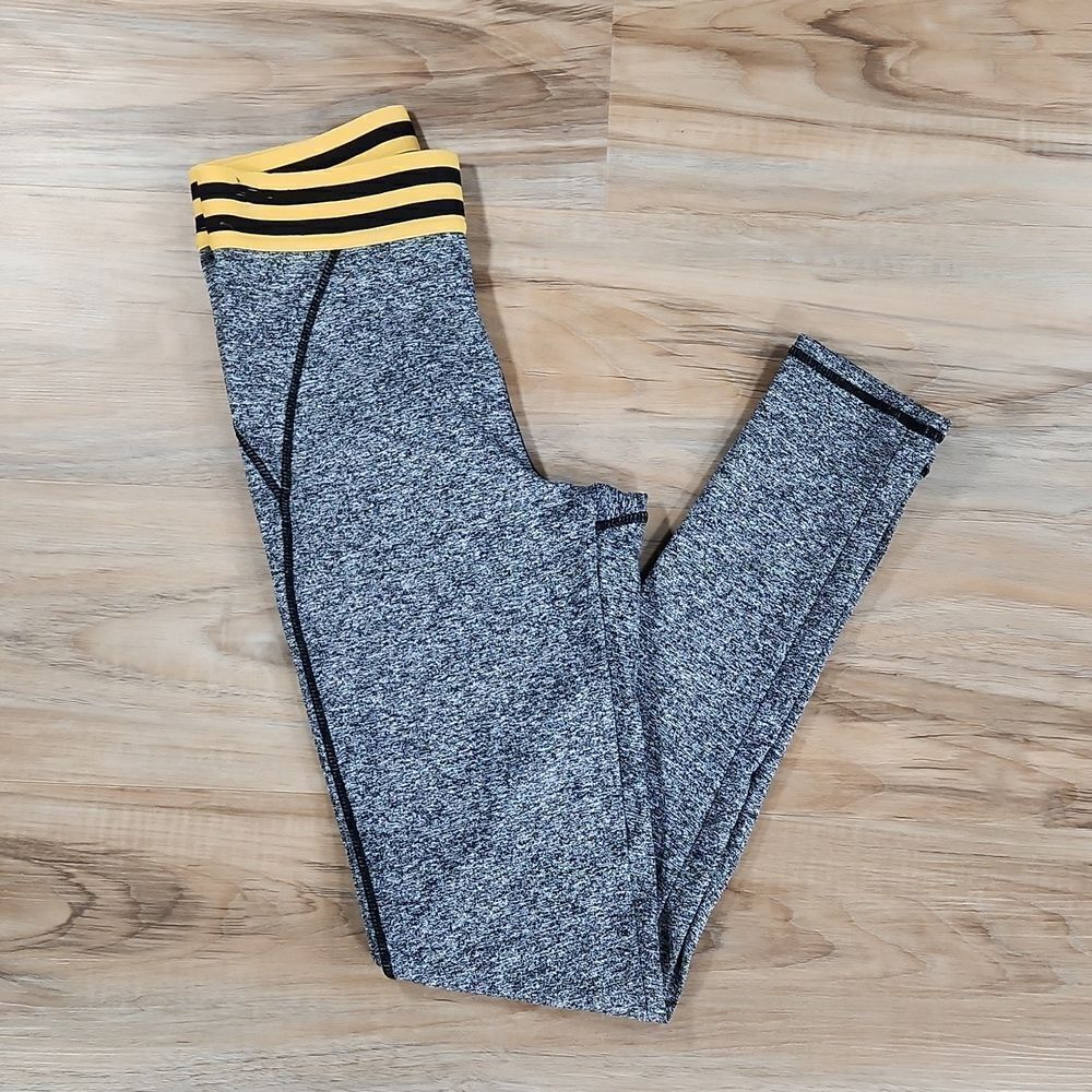 🔺️Sommer Ray Gray & Yellow Waistband Athletic Leggings Small